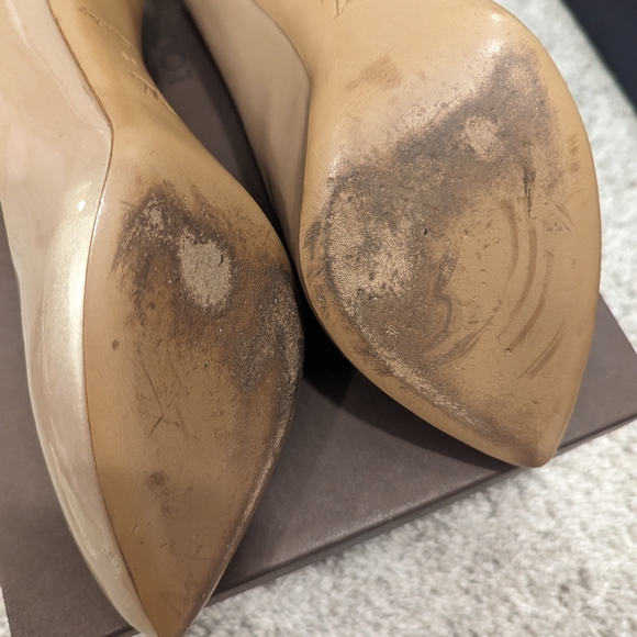 Louis Vuitton patent leather tan pump - Picture 6 of 6